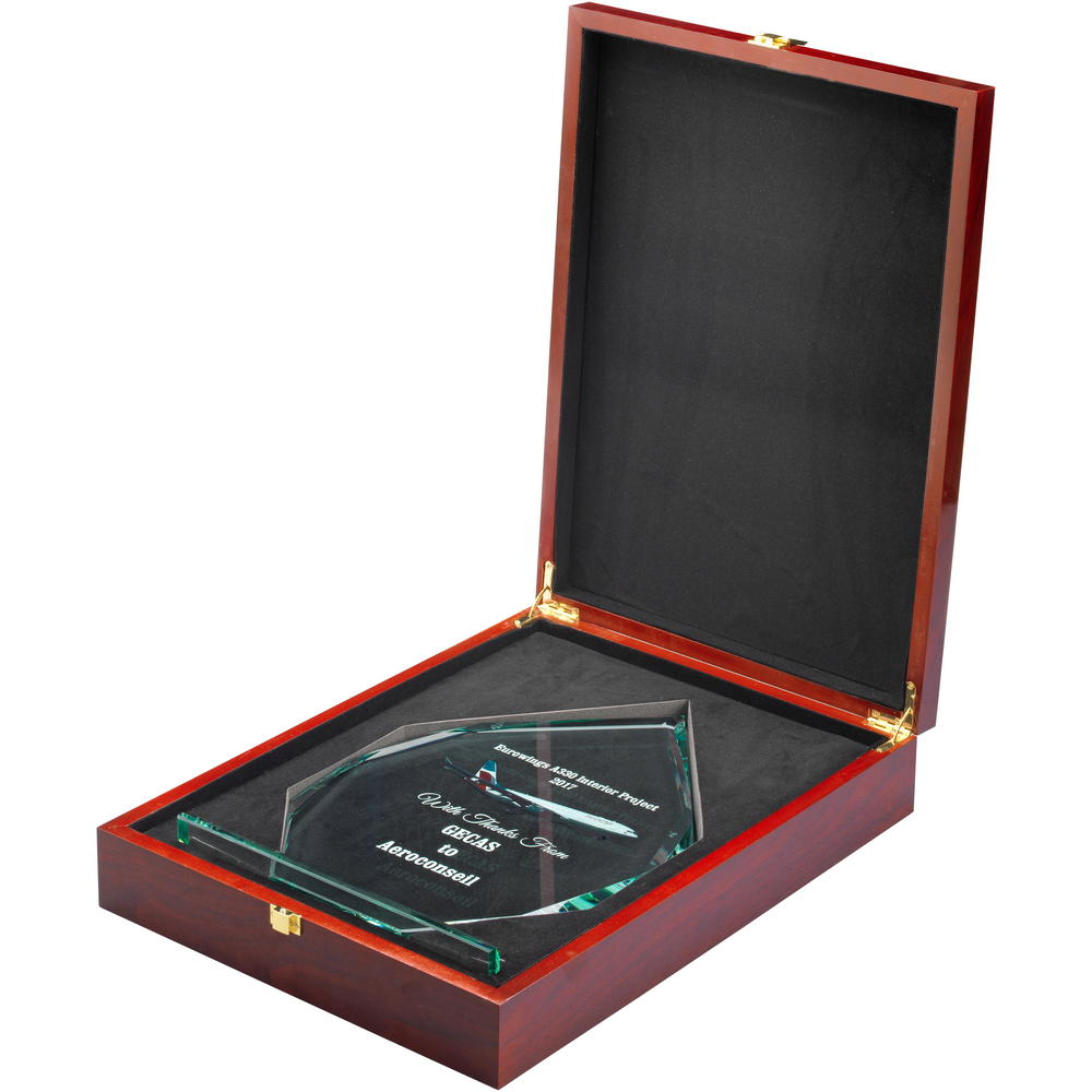 STUNNING 19MM AWARD IN WOODEN PRESENTATION BOX - Image 6