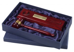 STUNNING WOODEN GAVEL SET BEAUTIFUL ITEM