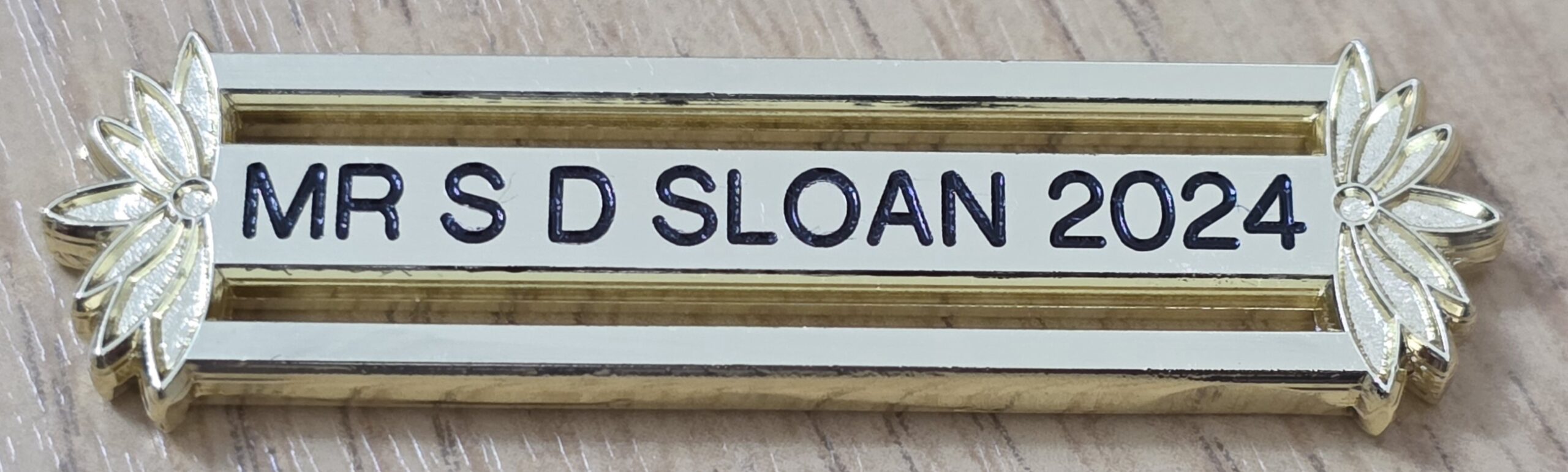 Ornate Leaf Gold Jewel Medal Name Bar ENGRAVED or BLANK - Image 2